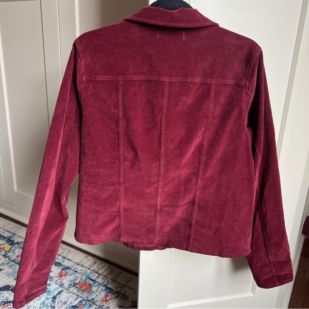 Madewell Shrunken Button-Front Corduroy Shirt Jacket in Dark Burgundy  Cabernet - Picture 2 of 9